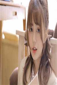 女儿在孤岛被毒蛇咬伤时，总裁老公在和白月光拍婚纱照全文免费
