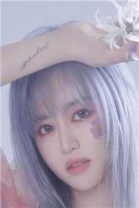 芳心向春尽，所得是沾衣莫青思萧子成全文